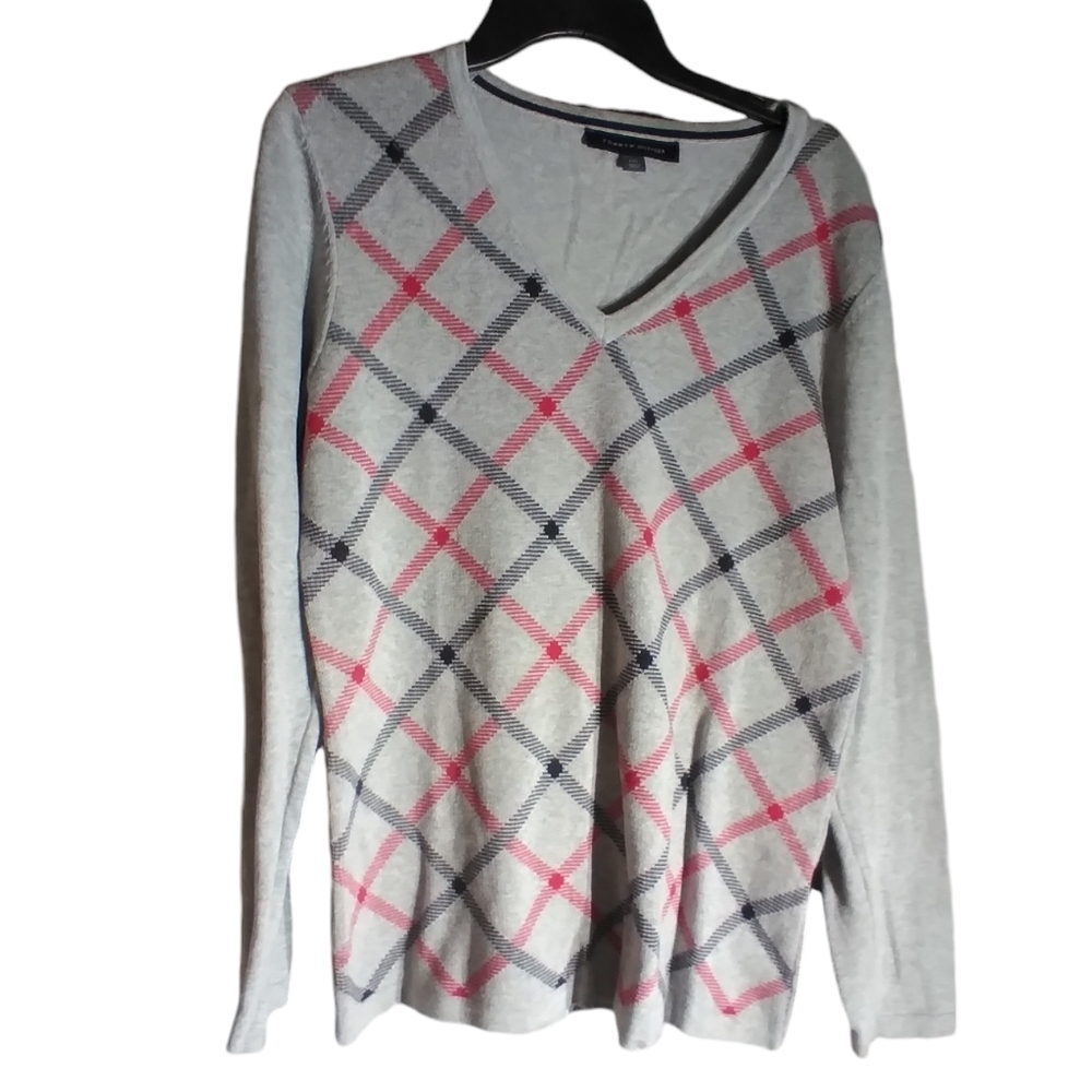 3/$15 Tommy Hilfiger sweater